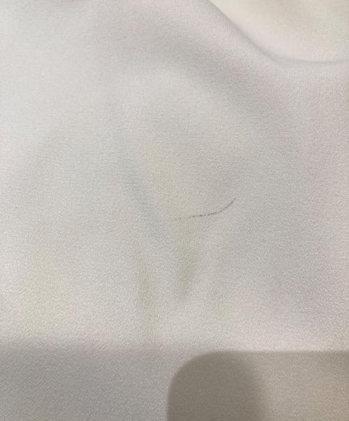 Snidel（スナイデル）Snidel (スナイデル) タックタイトスカート アイボリーの古着・服飾アイテム