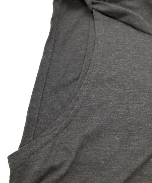 HYKE（ハイク）HYKE (ハイク) ノースリーブカットソー グレー サイズ:1の古着・服飾アイテム