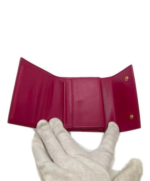 CELINE（セリーヌ）CELINE (セリーヌ) スモールトリフォールドウォレット U・AT・0129 U・TN・0149 ショッキングピンクの古着・服飾アイテム