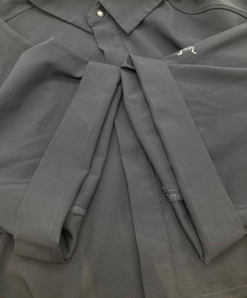 ARC'TERYX（アークテリクス）ARC'TERYX (アークテリクス) SKYLINE SS SHIRT スカイライン ショートスリーブ シャツ X000007436-141798 ネイビー サイズ:Lの古着・服飾アイテム