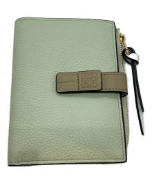 LOEWE（ロエベ）の古着「バーティカル ウォレット スモール 102340」｜グリーン