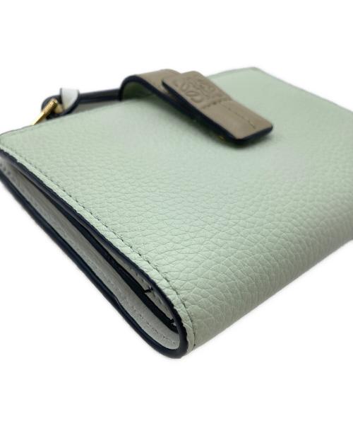 LOEWE（ロエベ）LOEWE (ロエベ) バーティカル ウォレット スモール 102340 グリーンの古着・服飾アイテム
