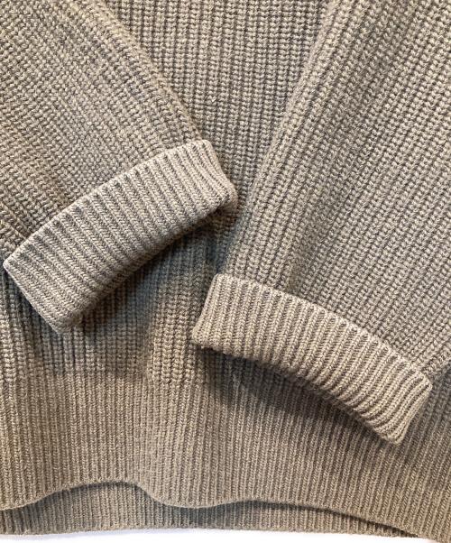 CELINE（セリーヌ）CELINE (セリーヌ) OVERSIZED CELINE SWEATER IN RIBBED WOOL オーバーサイズド セリーヌ セーター イン リブド ウール 2AB97650S オリーブ サイズ:Mの古着・服飾アイテム