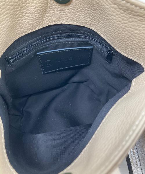 AYLENTITTI（オウレンティ）AYLENTITTI (オウレンティ) チェーンレザーBAG ベージュ サイズ:FREEの古着・服飾アイテム