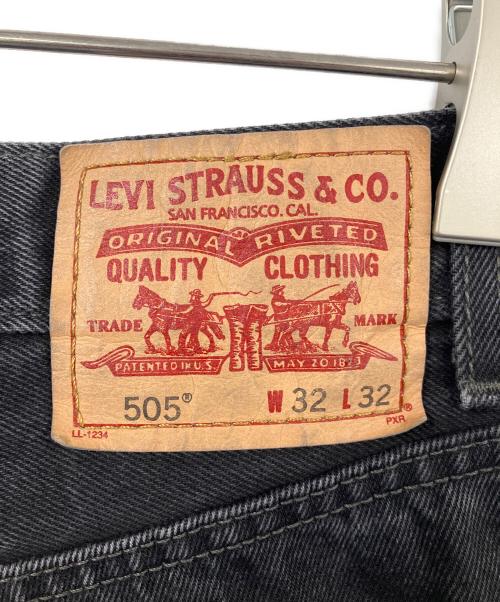 LEVI'S（リーバイス）LEVI'S (リーバイス) Levi's 505 Regular Fit Jeans ブラック サイズ:W32×L32の古着・服飾アイテム