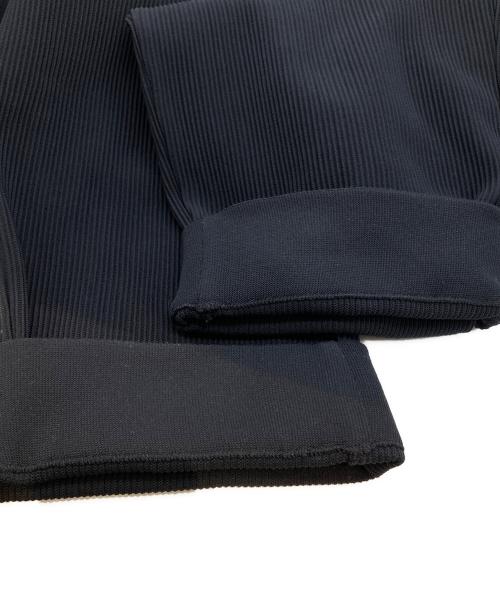 stein（シュタイン）stein (シュタイン) GRADATION PLEATS WIDE TROUSERS グラデーション プリーツ ワイド トラウザーズ ST.439 ブラック サイズ:Sの古着・服飾アイテム