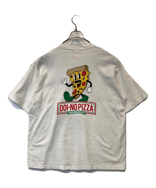 VAULTROOM（ボルトルーム）VAULTROOM (ボルトルーム) DOI-NO PIZZA TEE　 ホワイト サイズ:XLの古着・服飾アイテム
