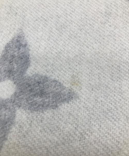 LOUIS VUITTON（ルイ ヴィトン）LOUIS VUITTON (ルイ ヴィトン) カシミヤマフラー M71126 グレーの古着・服飾アイテム