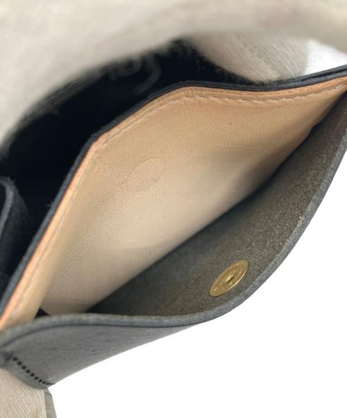 BEERBELLY（ビアベリー）BEERBELLY (ビアベリー) Hatchback wallet ブラックの古着・服飾アイテム