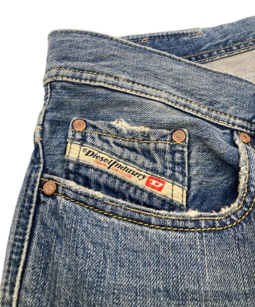 DIESEL（ディーゼル）DIESEL (ディーゼル) QURATTデニムパンツ インディゴ サイズ: 83.5cm (W33)の古着・服飾アイテム