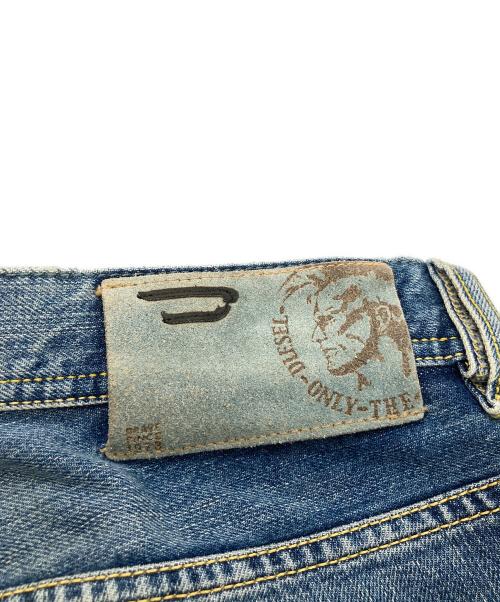 DIESEL（ディーゼル）DIESEL (ディーゼル) QURATTデニムパンツ インディゴ サイズ: 83.5cm (W33)の古着・服飾アイテム