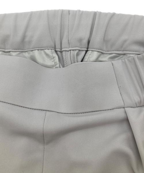 THREE DOTS（スリードッツ）THREE DOTS (スリードッツ) matte stretch ponte 2tuck pant　マットストレッチポンチ 2タックパンツ グレー サイズ:Sの古着・服飾アイテム