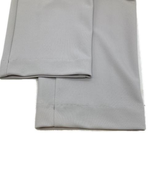 THREE DOTS（スリードッツ）THREE DOTS (スリードッツ) matte stretch ponte 2tuck pant　マットストレッチポンチ 2タックパンツ グレー サイズ:Sの古着・服飾アイテム