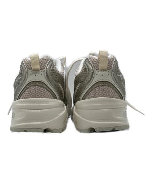 NEW BALANCE（ニューバランス）NEW BALANCE (ニューバランス) U5301Z0 GOLD METALIC U5301Z0 ベージュ サイズ:23.5cmの古着・服飾アイテム
