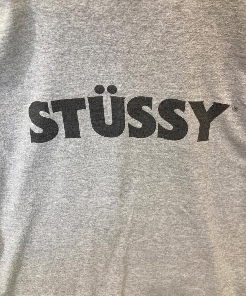 stussy（ステューシー）stussy (ステューシー) プリントTシャツ グレー サイズ:Mの古着・服飾アイテム