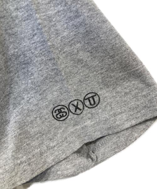 stussy（ステューシー）stussy (ステューシー) プリントTシャツ グレー サイズ:Mの古着・服飾アイテム