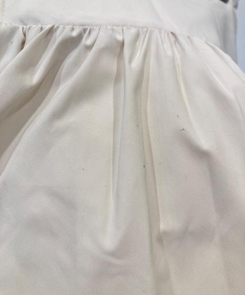 Snidel（スナイデル）Snidel (スナイデル) ボリュームタフタスカート　SWFS261067 アイボリーの古着・服飾アイテム