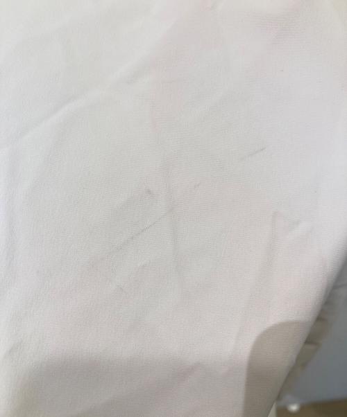 Snidel（スナイデル）Snidel (スナイデル) ボリュームタフタスカート　SWFS261067 アイボリーの古着・服飾アイテム