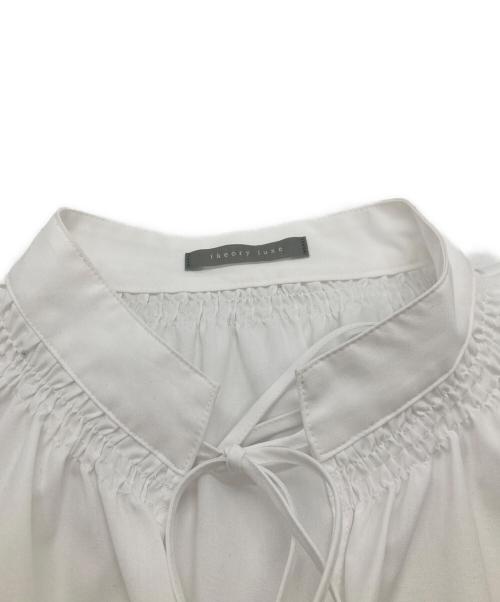 theory luxe（セオリーリュクス）theory luxe (セオリーリュクス) 25AW LUXE COTTON ウォッシャブルブラウス 03-5308280 ホワイト サイズ:38の古着・服飾アイテム