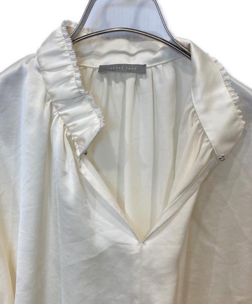 theory luxe（セオリーリュクス）theory luxe (セオリーリュクス) デザインネックブラウス 03-5408235 ベージュ サイズ:38の古着・服飾アイテム