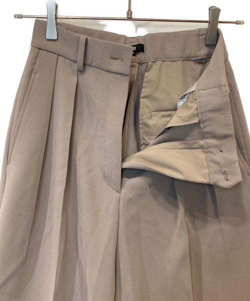 PLST（プラステ）PLST (プラステ) タックパンツ 12-6106002 ベージュ サイズ:Sの古着・服飾アイテム