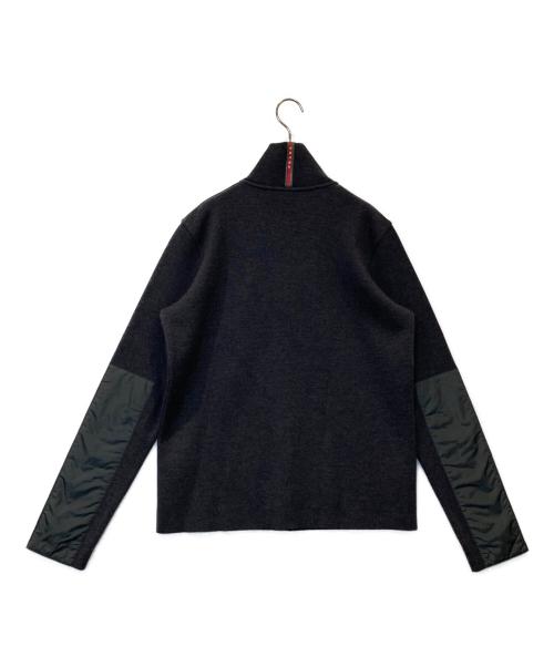 PRADA SPORTS（プラダスポーツ）PRADA SPORTS (プラダスポーツ) 袖ナイロン切替ウールドライバーズニット SMC382 S112 ブラック サイズ:50の古着・服飾アイテム