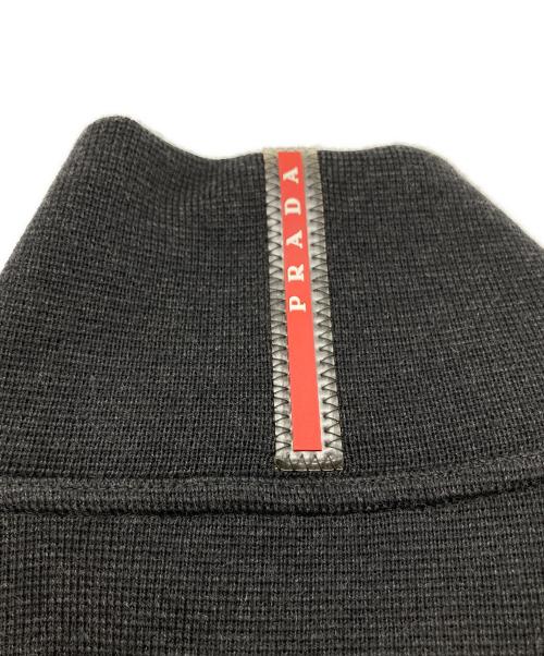 PRADA SPORTS（プラダスポーツ）PRADA SPORTS (プラダスポーツ) 袖ナイロン切替ウールドライバーズニット SMC382 S112 ブラック サイズ:50の古着・服飾アイテム