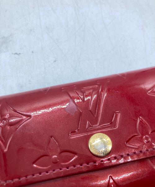 LOUIS VUITTON（ルイ ヴィトン）LOUIS VUITTON (ルイ ヴィトン) ヴェルニ ラドロー コインケース M91090 BJ2048 ルージュの古着・服飾アイテム