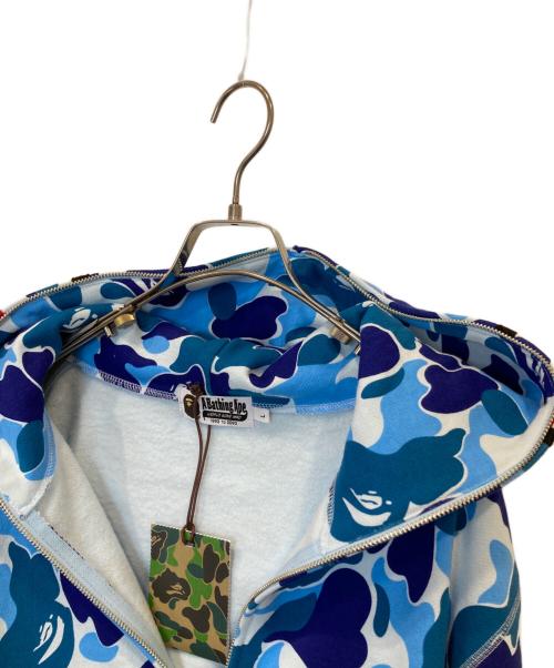 A BATHING APE（アベイシングエイプ）A BATHING APE (アベイシングエイプ) ABC CAMO SHARK FULL ZIP HOODIE エービーシー カモ シャーク フルジップ フーディー 001ZPK301005M ブルー サイズ:Lの古着・服飾アイテム