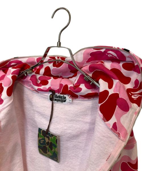 A BATHING APE（アベイシングエイプ）A BATHING APE (アベイシングエイプ) ABC CAMO SHARK FULL ZIP HOODIE エービーシー カモ シャーク フル ジップ フーディー 001ZPK301005M ピンク サイズ:Lの古着・服飾アイテム