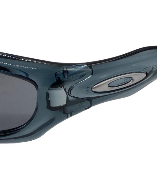 OAKLEY（オークリー）OAKLEY (オークリー) MONSTER DOG サングラス　05-012 グレー サイズ:55□20の古着・服飾アイテム
