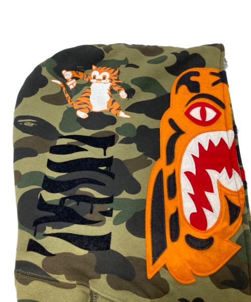 A BATHING APE（アベイシングエイプ）A BATHING APE (アベイシングエイプ) READYMADE (レディメイド) タイガーシャーク フルジップフーディ　001ZPH231905X カーキ サイズ:Lの古着・服飾アイテム
