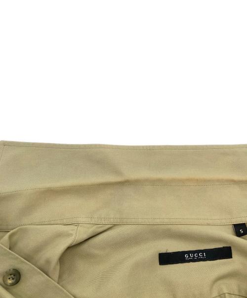 GUCCI（グッチ）GUCCI (グッチ) フラワープリントミリタリーサファリシャツ 110125 Z1159 ベージュ サイズ:Sの古着・服飾アイテム