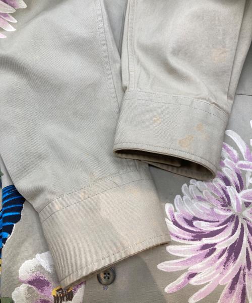 GUCCI（グッチ）GUCCI (グッチ) フラワープリントミリタリーサファリシャツ 110125 Z1159 ベージュ サイズ:Sの古着・服飾アイテム