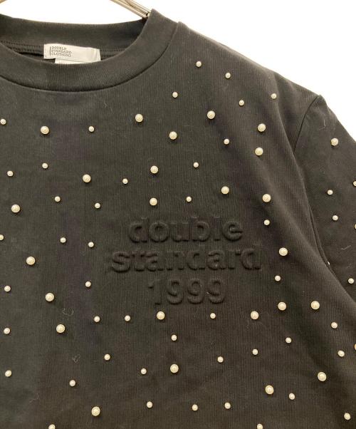 DOUBLE STANDARD CLOTHING（ダブルスタンダードクロージング）DOUBLE STANDARD CLOTHING (ダブルスタンダードクロージング) 天竺 パールレースTシャツ 0508-230-261 ブラック サイズ:F 未使用品の古着・服飾アイテム