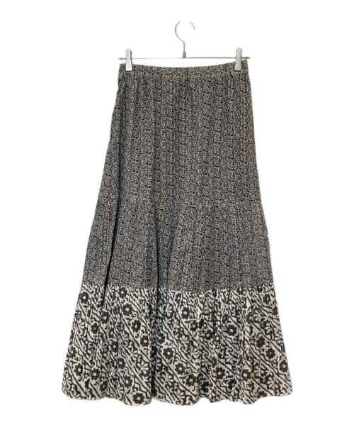 sara mallika（サラマリカ）sara mallika (サラマリカ) DOUBLE FLOWER PRINT SKIRT　020311SA2 ブラック×ホワイト サイズ:表記無しの古着・服飾アイテム