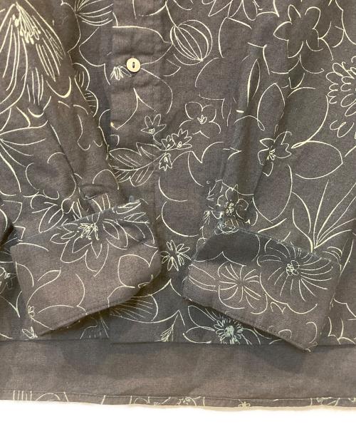Pal'las Palace（パラスパレス）PAL'LAS PALACE (パラスパレス) インディゴ染めフラワープリントシャツ ネイビーの古着・服飾アイテム