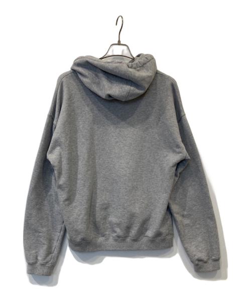 GUCCI（グッチ）GUCCI (グッチ) チェーンロゴパーカー 715911 XJEUM グレー サイズ:Mの古着・服飾アイテム