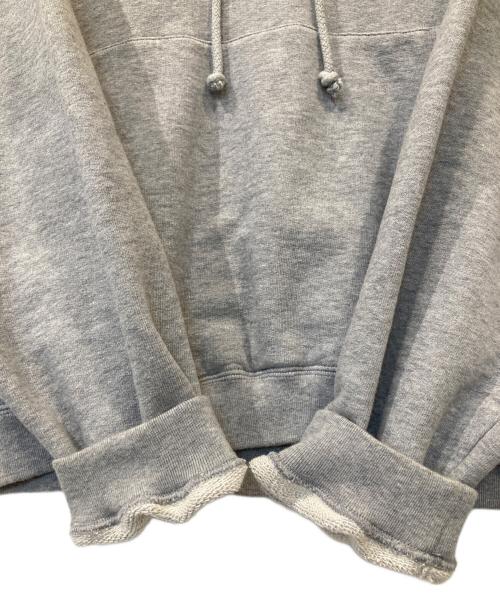 GUCCI（グッチ）GUCCI (グッチ) チェーンロゴパーカー 715911 XJEUM グレー サイズ:Mの古着・服飾アイテム