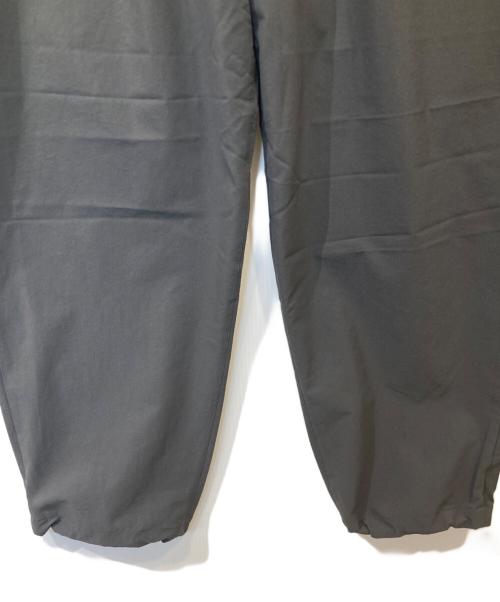JUGEM（ジュゲム）jugem (ジュゲム) ALLROUND COOL 1P TROUSER　4F1-3-014-0132 グレー サイズ:Mの古着・服飾アイテム