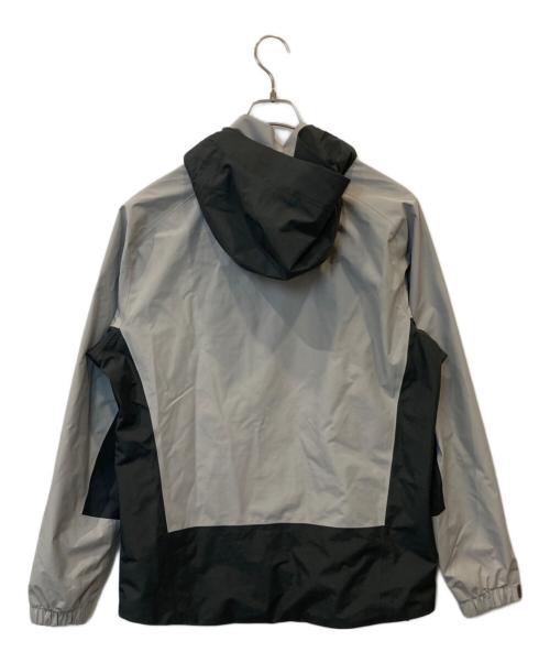 K2（ケーツー）K2 (ケーツー) マウンテンパーカー　KMU22701F505 グレー サイズ:100の古着・服飾アイテム