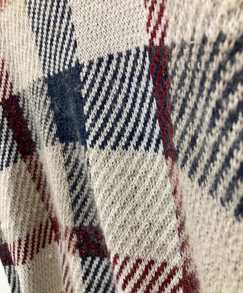 BLUE LABEL CRESTBRIDGE（ブルーレーベルクレストブリッジ）BLUE LABEL CRESTBRIDGE (ブルーレーベルクレストブリッジ) ヘアリークレストブリッジチェックジャカードタートルネック　55N14-809-42 ベージュ サイズ:38の古着・服飾アイテム