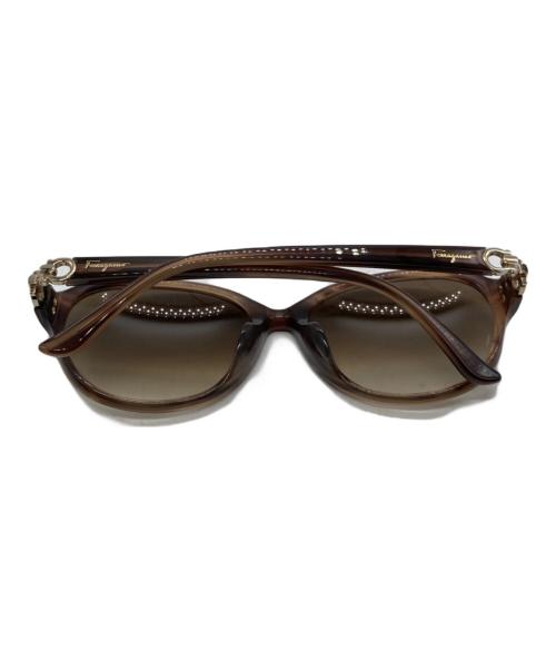 Salvatore Ferragamo（サルヴァトーレ フェラガモ）Salvatore Ferragamo (サルヴァトーレ フェラガモ) サングラス　SF804SA サイズ:56口16の古着・服飾アイテム