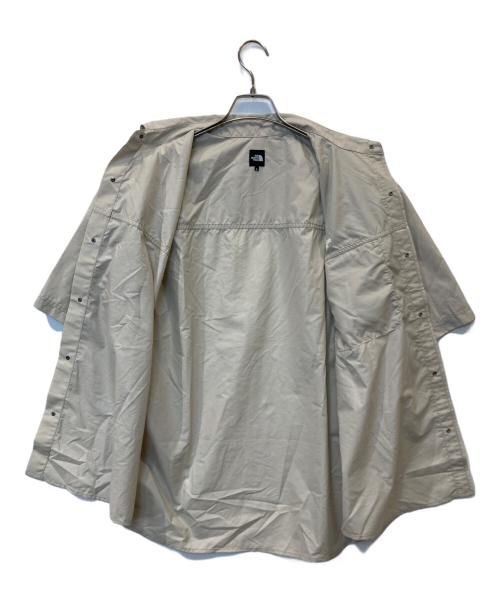 THE NORTH FACE（ザ ノース フェイス）THE NORTH FACE (ザ ノース フェイス) ツ ショートスリーブヌプシシャツ NR22650 ベージュ サイズ:Lの古着・服飾アイテム