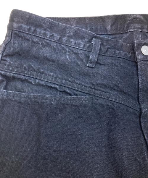 COMOLI（コモリ）COMOLI (コモリ) ブラックデニム テーパードパンツ　C03-03005 ブラック サイズ:2の古着・服飾アイテム