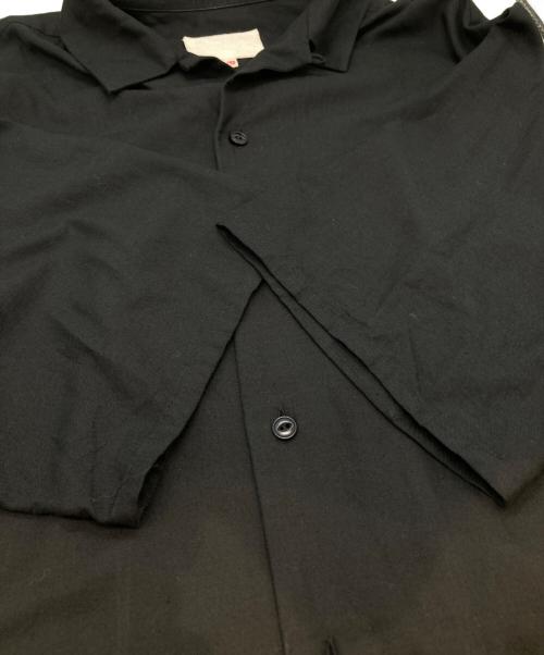yokosakamoto（ヨウコサカモト）yokosakamoto (ヨウコサカモト) OPEN COLLAR S/S SHIRT オープンカラー・ショートスリーブ・シャツ YS-26SS-49 ブラック サイズ:Mの古着・服飾アイテム
