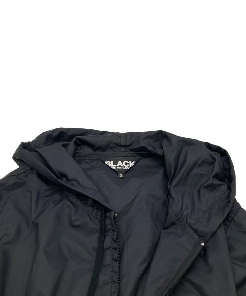 BLACK COMME des GARCONS（ブラックコムデギャルソン）BLACK COMME des GARCONS (ブラックコムデギャルソン) 短冊ナイロンコート 2019AW 1D-J041  ブラック サイズ:Sの古着・服飾アイテム