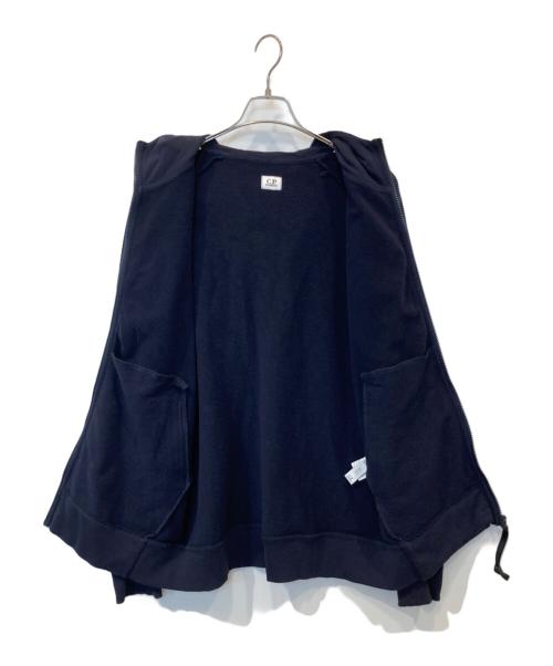 C.P COMPANY（シーピーカンパニー）C.P COMPANY (シーピーカンパニー) DIAGONAL RAISED FLEECE GOGGLE SWEATSHIRT ダイアゴナル・レイズド・フリース・ゴーグル・スウェットシャツ RCCMSS715A ネイビー サイズ:Lの古着・服飾アイテム