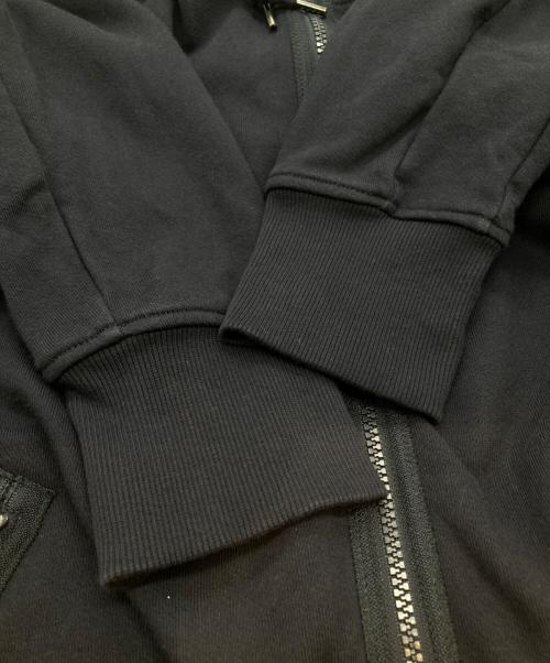 C.P COMPANY（シーピーカンパニー）C.P COMPANY (シーピーカンパニー) DIAGONAL RAISED FLEECE GOGGLE SWEATSHIRT ダイアゴナル・レイズド・フリース・ゴーグル・スウェットシャツ RCCMSS715A ネイビー サイズ:Lの古着・服飾アイテム