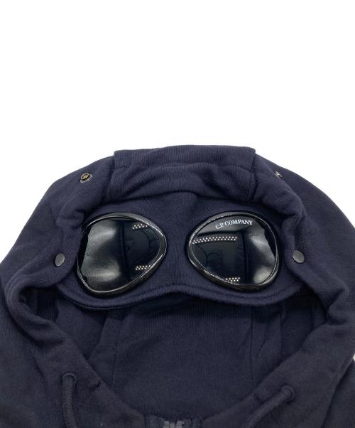 C.P COMPANY（シーピーカンパニー）C.P COMPANY (シーピーカンパニー) DIAGONAL RAISED FLEECE GOGGLE SWEATSHIRT ダイアゴナル・レイズド・フリース・ゴーグル・スウェットシャツ RCCMSS715A ネイビー サイズ:Lの古着・服飾アイテム